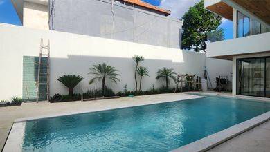 Jual Rumah Siap Huni di Jimbaran, Badung, LT 425 m2