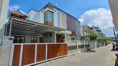 Rumah Prestisius di Kawasan Seminyak, Badung, LB 170m², Harga 5 Miliar