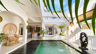 Penawaran Langka, rumah Mewah di Seminyak, Badung, LB 250m²