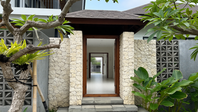 Rumah Area Luxury Jimbaran, Badung - Harga Menarik 15 Miliar