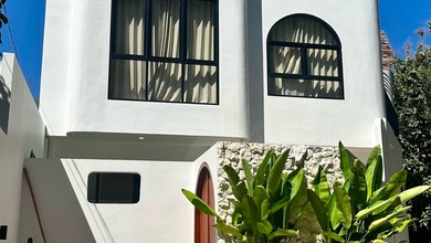 Jual Rumah Strategis di Jimbaran, Badung - LT 100m²