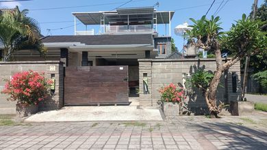 Jual Rumah Nyaman di Mataram, Mataram - LT 250m²