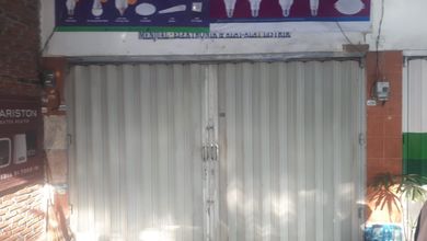 Dijual Ruko Lantai 2 Di Mataram Depan Pasar