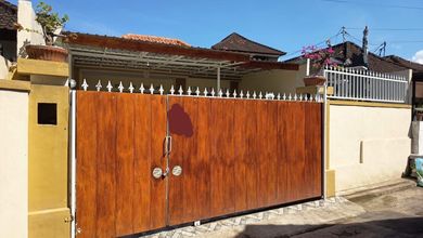 Rumah Sewa Nyaman Lokasi Renon, Denpasar, LB 150m²