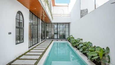 Rumah Mewah LT 185 m2, area Canggu, Badung