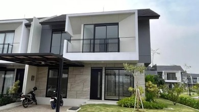 Rumah Mewah di Kota Baru Parahyangan, Bandung, 3 KT, LT 172m²