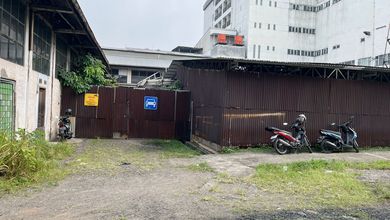 Gudang Stategis di Garuda, Bandung, Jawa Barat
