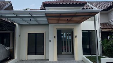 Rumah Siap Huni di Kawasan Kota Baru Parahyangan, Bandung, LT 126m²