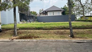 For Sale Tanah Eksklusif di Kota Baru Parahyangan, Bandung, LT 748m²