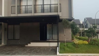 Rumah Mewah di Kawasan Kota Baru Parahyangan, Bandung, LB 99m², Harga 3,5 Miliar