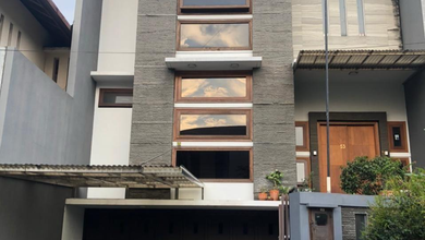 Hunian Elite di Kawasan Pasteur, Bandung, LB 450m², Harga 5,5 Miliar