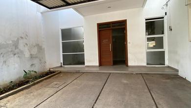 Jual / Sewa Ruang Usaha, Gudang Siap Pakai di Jl. Kurdi, Bandung - Akses Mudah