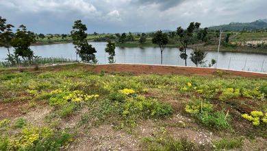 Jual Tanah di Cluster Kota Baru Parahyangan Pemandangan Danau dan Taman