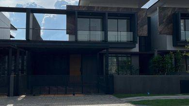 Rumah Modern Luas 290 Jual area Kota Baru Parahyangan, Bandung