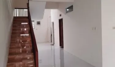 Jual Rumah Cantik LT 108 m2 area Regol, Bandung