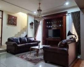 Rumah Mewah di Buah Batu, Bandung, 3 Kamar Tidur, LT 213m²