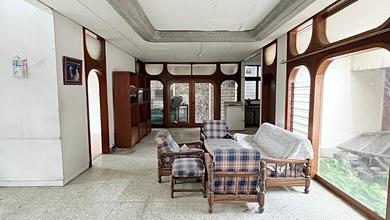 Kesempatan Langka, rumah Prestisius di Hegarmanah, Bandung, LB 350m²