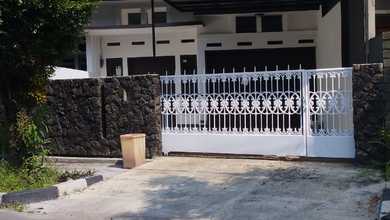 Rumah Prestisius di Kawasan Antapani, Bandung, LB 132m², Harga 2,9 Miliar