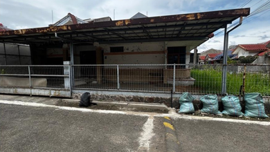 Hunian Elite di Kawasan Soekarno Hatta, Bandung, LB 310m², Harga 4 Miliar