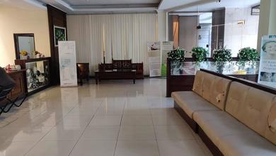 Ruang Usaha Klinik & Rumah Tinggal di Mainroad Supratman Bandung