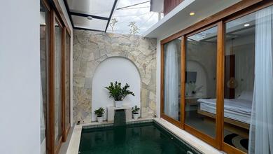 Rumah Modern area Seminyak, Badung, LT 100 m2