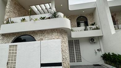 Jual Segera Rumah Elit di Umalas, Badung, Luas 130 m2