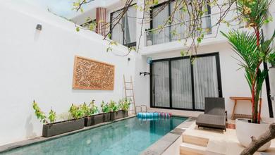 Modern Villa Complex In Kerobokan 2 Bedroom Fully Furnished