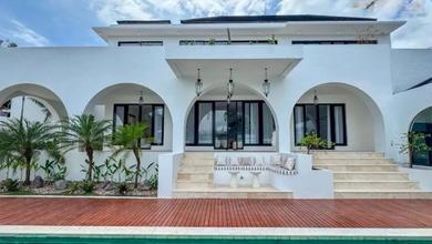 Luxury 4 Bedroom Mediterranean Villa In The Heart Of Berawa, Canggu | Freehold & Leasehold Available