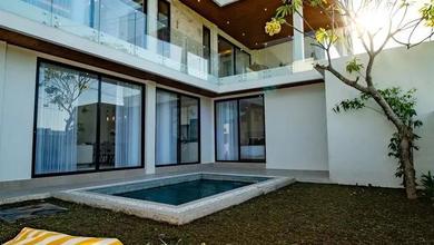 Modern Tropical Villa With Paddy Field View In The Heart Of Canggu Berawa. Only 1.5 KM To The Beach
