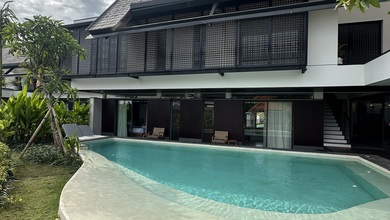 Villa Mewah Canggu 5 Bedrooms Dekat Echo Beach Siap Huni