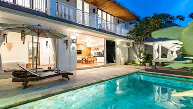 Villa 3 Bedrooms Modern Tropical Umalas Fully Furnished