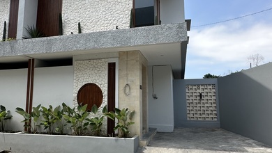 Villa Modern Tropis Jimbaran Bawah One Gate System