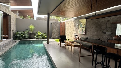 Villa Modern Tropical Canggu Dekat Pantai Batu Bolong
