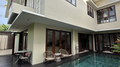 Rumah Mewah Dekat Sunset Road Fully Furnished One Gate