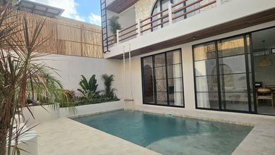 Hunian Mewah di Kawasan Umalas, Badung, LB 275m², Harga 7,5 Miliar