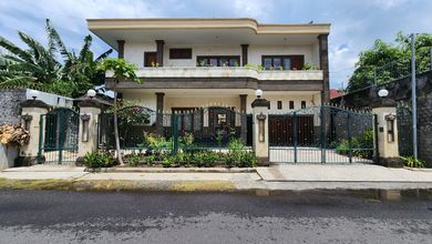 Rumah Area Luxury Renon, Denpasar - Harga Terbaik 18 Miliar