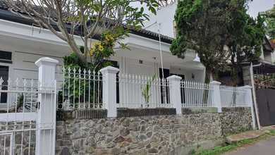 Rumah Idaman di Pasteur, Bandung, 5 KT, Harga 2,2 Miliar