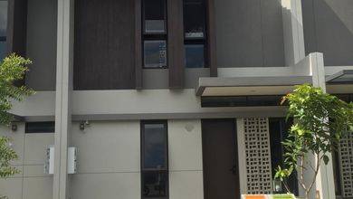 Jual Rumah Bagus Luas 90 m2 area Summarecon Bandung, Bandung