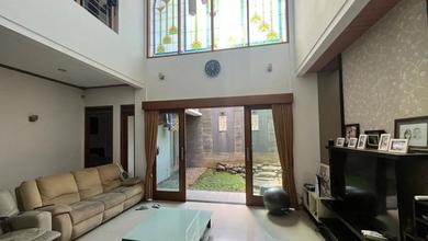 Rumah Area Luxury Batununggal, Bandung - Harga Menarik 6,9 Miliar