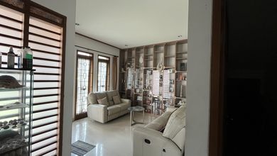Kesempatan Langka, rumah Prestisius di Batununggal, Bandung, LB 400m²