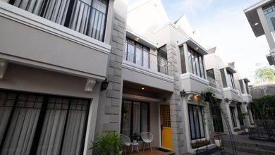Rumah Premium Luas 76 Jual area Setra Duta, Bandung