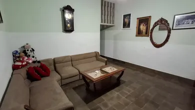 Rumah Elite di Kawasan Coblong, Bandung, LB 280m², Harga 13,5 Miliar