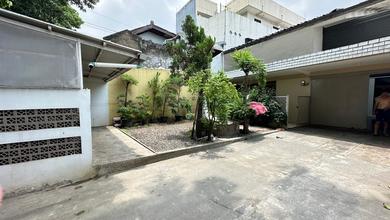Hunian Elegan di Andir, Bandung, 4 Kamar Tidur, LT 280m²