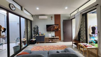 Penawaran Langka, rumah Mewah di Summarecon Bandung, Bandung, LB 104m²