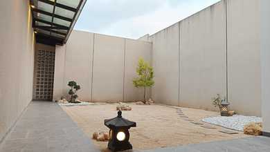 Hunian Elite di Kawasan Singgasana, Bandung, LB 400m², Harga 7,5 Miliar