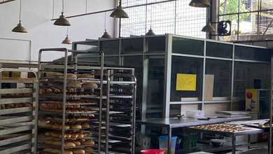 Pabrik Roti Luas Lokasi Strategis Di Jalan Cibaduyut Bandung