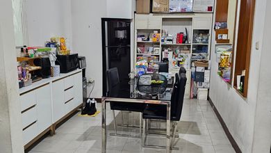 Jual Rumah Nyaman di Taman Holis Indah, Bandung - LT 189m²