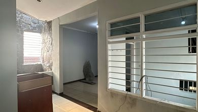 Rumah Eksklusif Luas 90 m2, di Kopo, Bandung