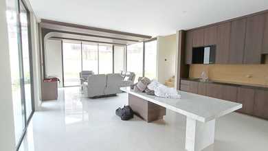 For Sale rumah Premium di Sukasari, Bandung - LT 749m²