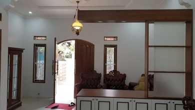 Rumah Dijual di Soekarno Hatta, Bandung, LB 240m², Harga Terbaik!